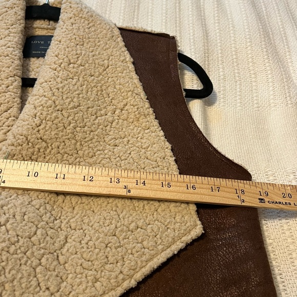 #3099. Love Tree Women's Brown Faux Suede & Sherpa Western Vest. Size S - Picture 7 of 9